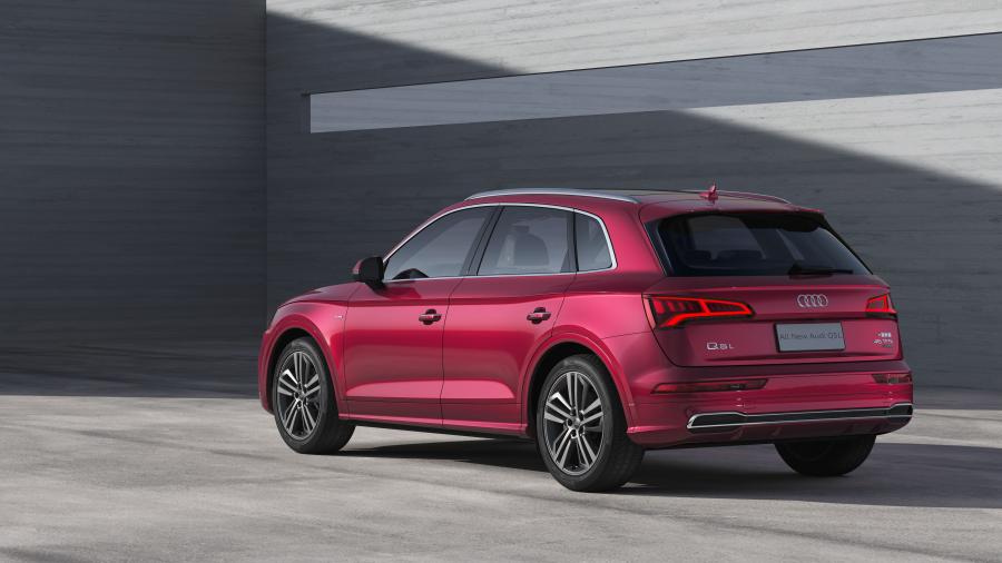  Audi Q5L 45 TFSI Quattro S-Line 2018 года  (CN) (фото 5 из 18)
